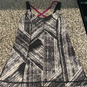 Adorable lululemon tank top. Size 2.